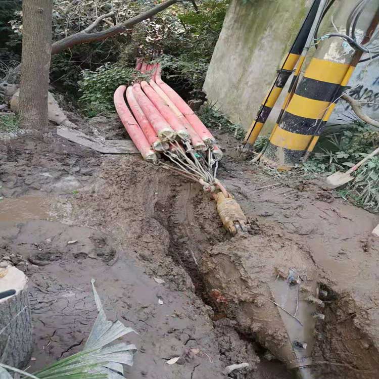 大兴安岭武汉卷帘门拖拉管